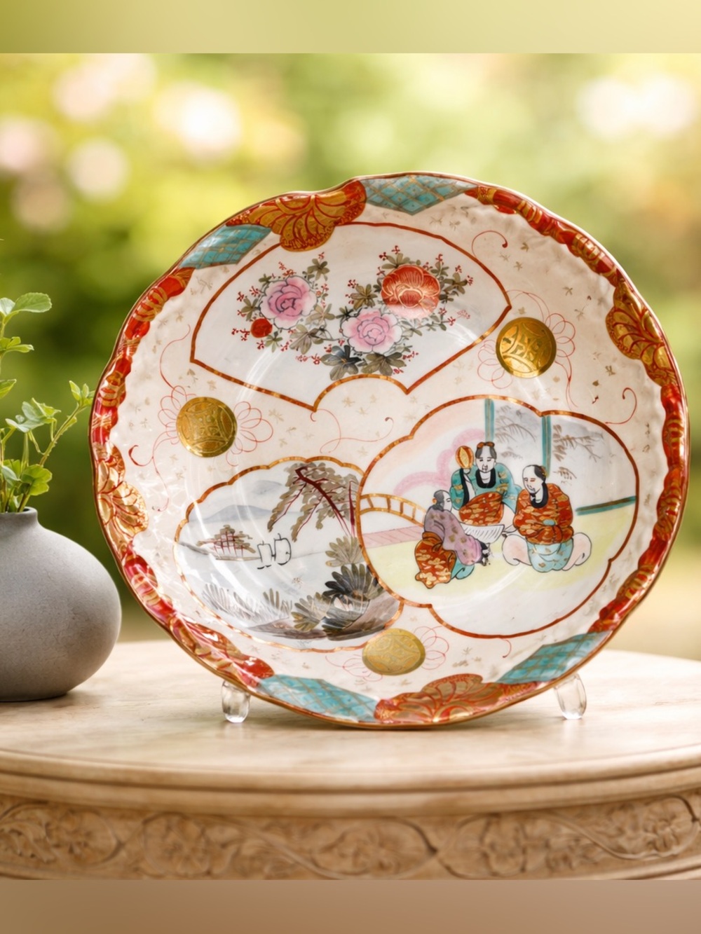 Vintage Hand-Painted Japanese Kutani 10" Plate – Iron Red & Gold Gilt